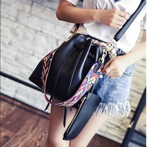 Black bucket bag purse